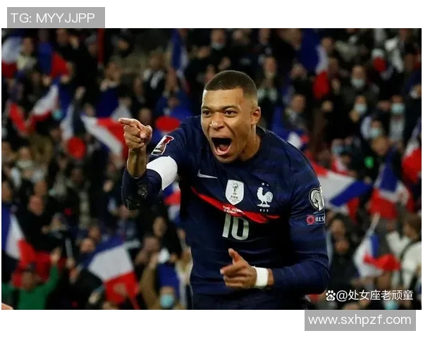 法国黑人光头足球明星的传奇人生与赛场风采揭秘