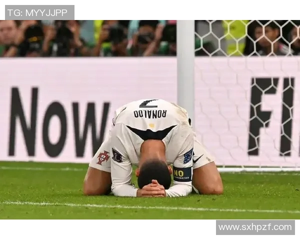 足球明星在赛场上泪洒瞬间感动无数球迷的真实视频回顾